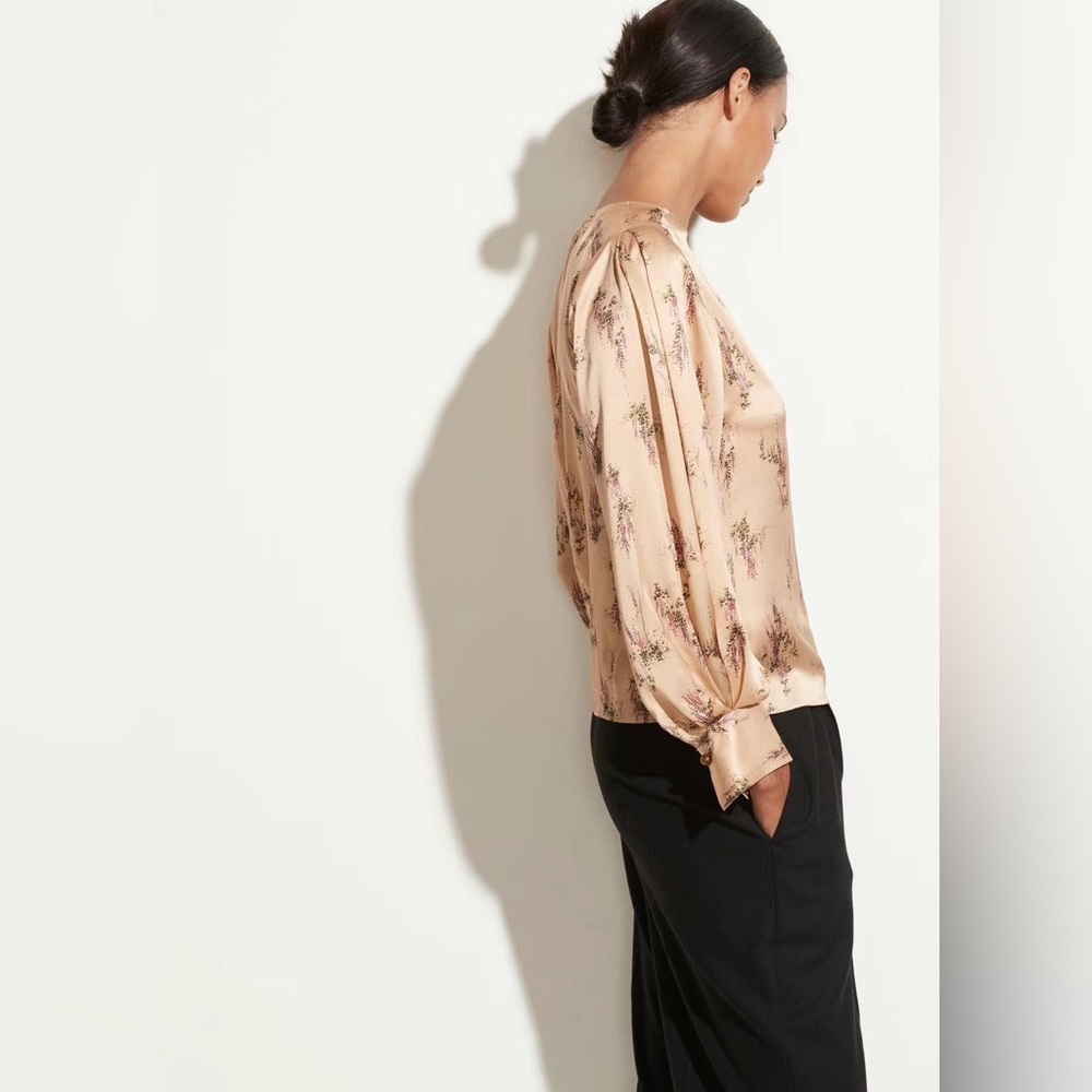 NWT Vince Wisteria Silk Mock Neck Blouse - Picture 7 of 7